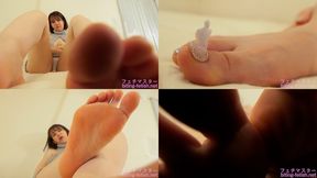 Emma Chizuru - Miniature - Dwarf Trampled by Massive Bare Feet - MOV