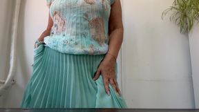 I'm Horny Again at the Office and I Lift My Skirt and Show My Tits in Public.