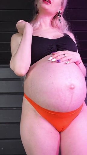 Cameltoe & 9 Monate Schwangerer Bauch