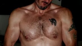 Muscle daddy self-pleasure