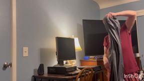 Mature Loves Showing Her Ass off and Sucking Dick Till It Explodes Inside Her Throat!