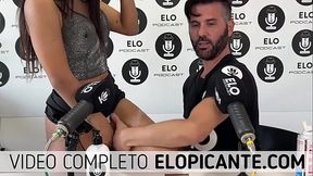 ELO PODCAST LE PASA CREMA POR LAS PIERNAS A MILU LOPEZ