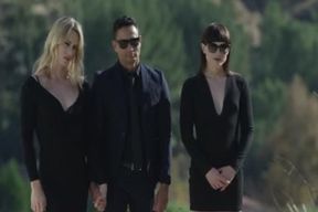 Tbabe Natalie Gets on all fours And blow masculines Weenie