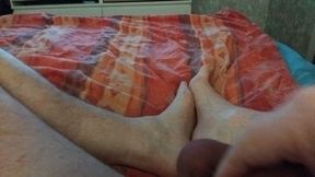 dad lies down and plays with his small cock he likes to