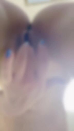 Clitoris and G-spot Masturbation on All Fours 2/2