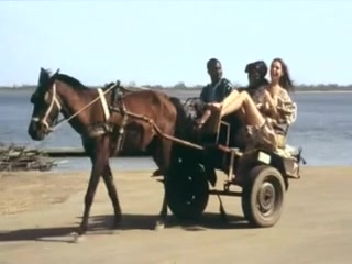 Joy en Afrique (Joy In Africa)Interracial Sex