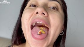 A giant appetite.. - Julia - Giant Brazilian Women (MP4-HD 1080p)