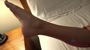 Tempting Makenna Blue at behind the scenes smut