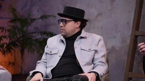 Amateur MILF and Teen Share Anal Blowjob Fuck