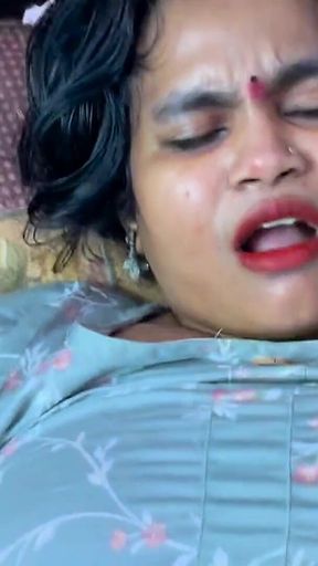 Bur Me Ungali Karte Chacha Ne Pakda Aur Chod Diya Chudai Hindi Video