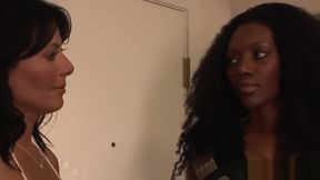 Zoey Holloway & Nyomi Banxxx