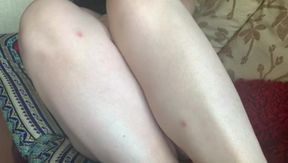 YoungEnglishBBW Laying On Sofa Rubbing Fucking My Pussy
