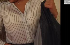 Bathing while wearing a uniform! Wet fetish