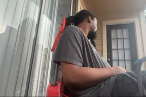 Cubby Da Po Hubby Off da Porch