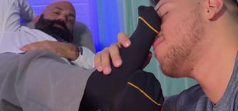 Dirty Dan Edwards Gets Down on Big Feet and Ass