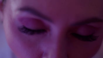 Lecherous MILF pegging her paramour&#039_s and gets cum.
