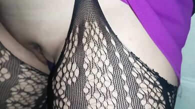 EXHIBITIONIST WIFE IN THE SHOPPING MALL - RISKY BLOWJOB IN THE PARKING LOT IN FRONT OF HER HUSBAND