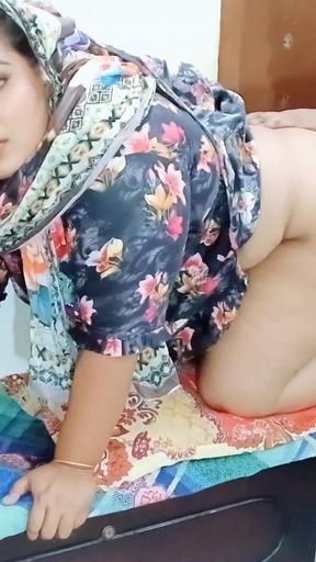 I persuaded a Bangladeshi girl to go to her house and fuck her.   Clip 1