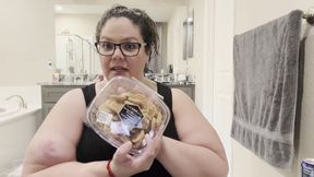 Plump Paradise: Snack n Chat (SD)