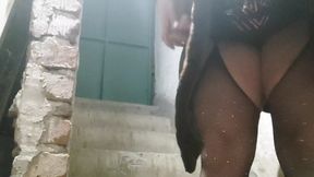 Masturbate and squirt in the basement with dirty talk