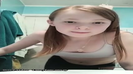 Cute College Girl Masturbation 6