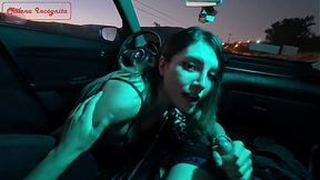 Small white girl enjoys fucked in her car - Public voyeur action