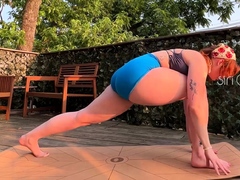 Sexy bedtime stretching and yoga with Siri Dahl - BANNED