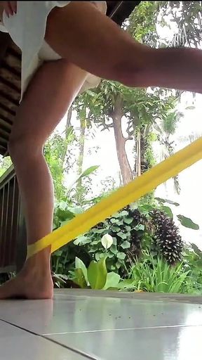 Way Too Hot Outdoor Booty Workout Barefoot & Abs