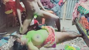 Indian desi wife ke sath Holi manaya
