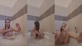 comme on m a redemandee des videos bain, je vous ai sorti  la mere noel ...