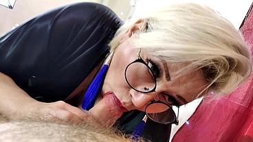 An adult Girl and a Dick .!. (Aimee Hot MILF, aka AimeeParadise).