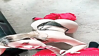 V bohorquez toying the squid Game with her stunning fat bum