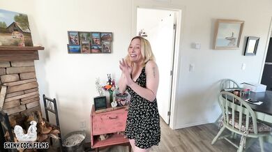 Making Out With My Best Friends Mom - Jane Cane