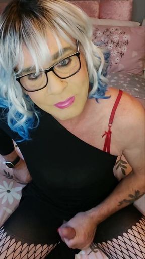 Crossdressing Juniper Beri