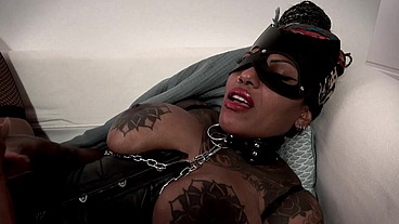 The Kinky Slut Queen "Dark Dea" Stretched her Horny Pussy with 3 Amigos XL of Hankey'sToys part.2 (extreme-fetish-femdom-bizzarre-large insertion)