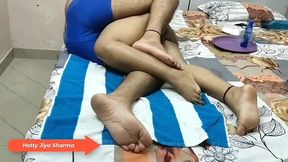 चाचा जी ने अपनी कामवाली बाई को दूध पिला कर उसके सारे अरमान पूरे किए।