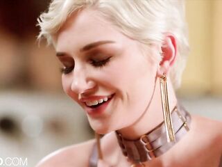 Slayed Lesbo Freya Parker Knows How to Gape Sky Blue Naturally