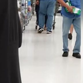 Tit out at supermarket