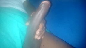 Neg&atilde_o brincando com seu picao