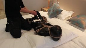 fx52-Japanese girl experiences vibrating orgasm, bound by leather clothing. Electric shock.