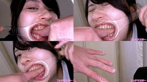 Satori Sano - A cute girl bites a man's finger with all her might while exposing her back teeth with a hook at the corner of her mouth - - 1080p