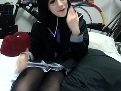 Amateur Webcam Teen Flashes Masturbates