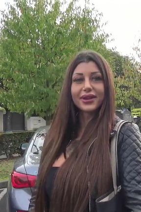 Amanda, a Kinky Libertine, Likes to Get Fucked