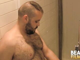 BEARFILMS Pierced Davie Bear Takes Mathias Cubst Hard Shlong