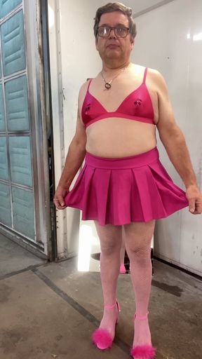 Sexy Skirt!!