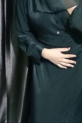 A Beautiful Muslim Stepsister Left Jaan Doggystyle