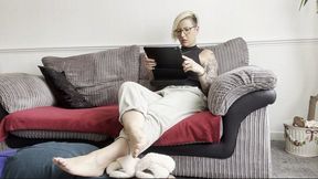 Ignored Foot Stool (4 k)