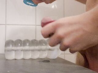 Screwing my fleshlight and groaning in swedish