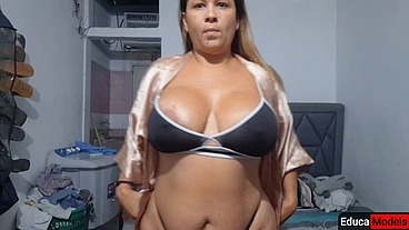 YELIXNOW HORNY MILF WORKING OUT BIG BOOBS BOUNCING