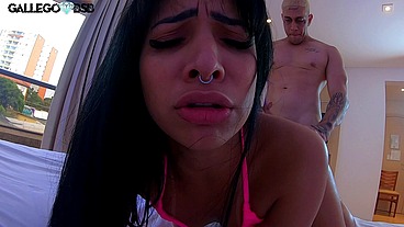 Morena da bunda grande dando cu e dançando funk - Pocahontas Oficial -